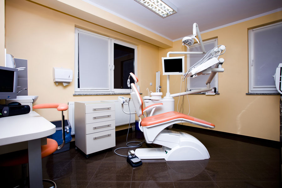 General Dentist in 60061